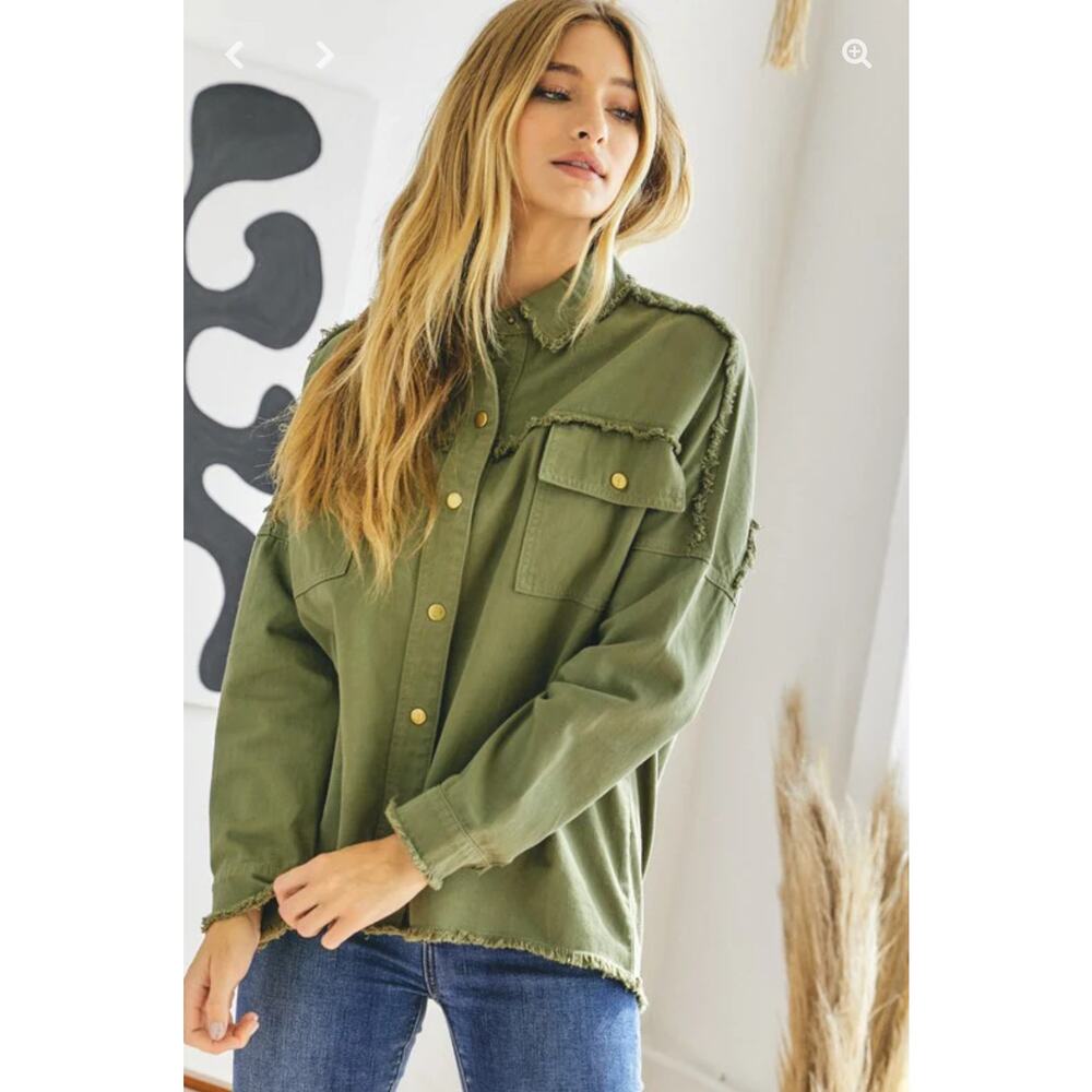 Davi & Dani Women’s Olive Green “Rock & Roll” Frayed Utility Jacket. Sz L  NEW - Picture 3 of 13